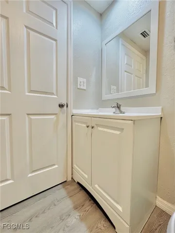 $1,150 | 331 Tarpon Drive, Unit 2, Cape Coral, FL 33904