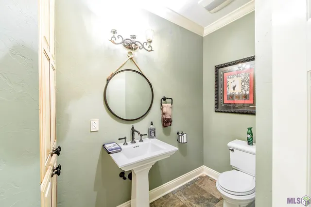 $1,150,000 | 13134 Highway 3235, Larose, LA 70373