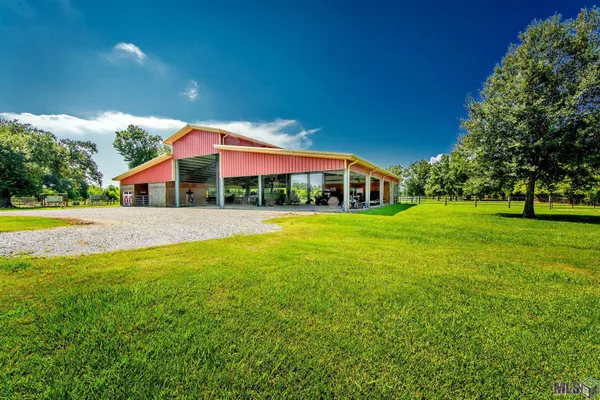 $1,150,000 | 13134 Highway 3235, Larose, LA 70373
