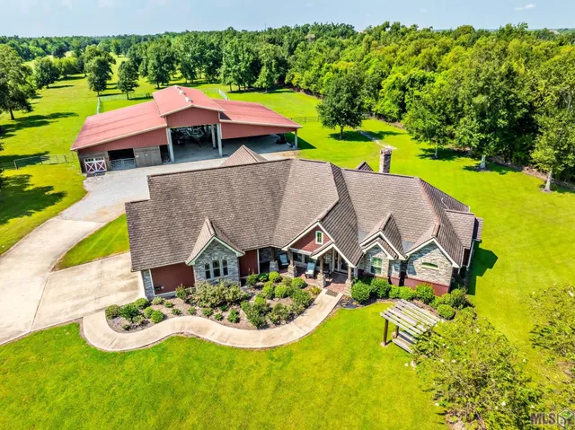 $1,150,000 | 13134 Highway 3235, Larose, LA 70373
