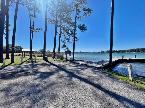 $435,000 | 22 Sharilyn Drive, Shalimar, FL 32579