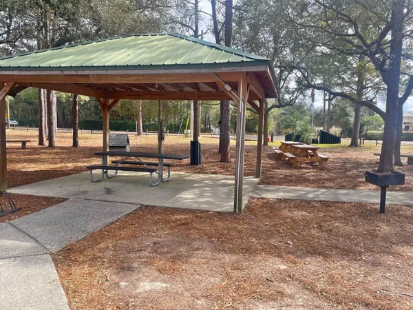 $435,000 | 22 Sharilyn Drive, Shalimar, FL 32579