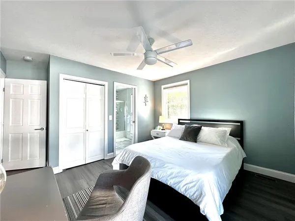 $3,800 | 90 Wolcott Avenue, Unit 1, Middletown, RI 02842