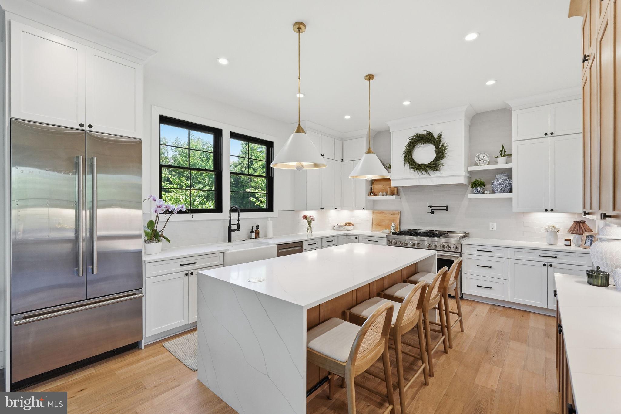 6026 Little Falls Road Arlington, VA 22207 - Photo 10 of 44 Chef's kitchen