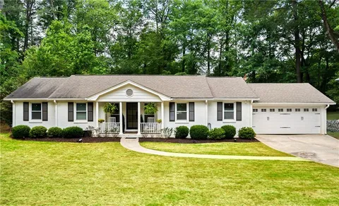 $825,000 | 3796 Watkins Place Northeast, Brookhaven, GA 30319