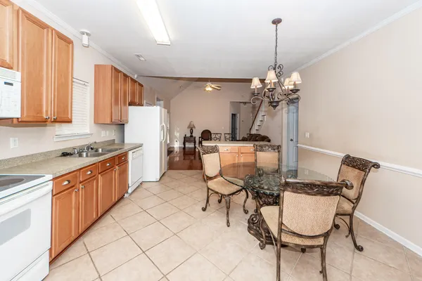 $2,550 | 8340 Berringer, North Charleston, SC 29418