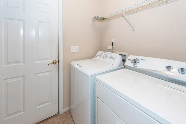 $2,550 | 8340 Berringer, North Charleston, SC 29418