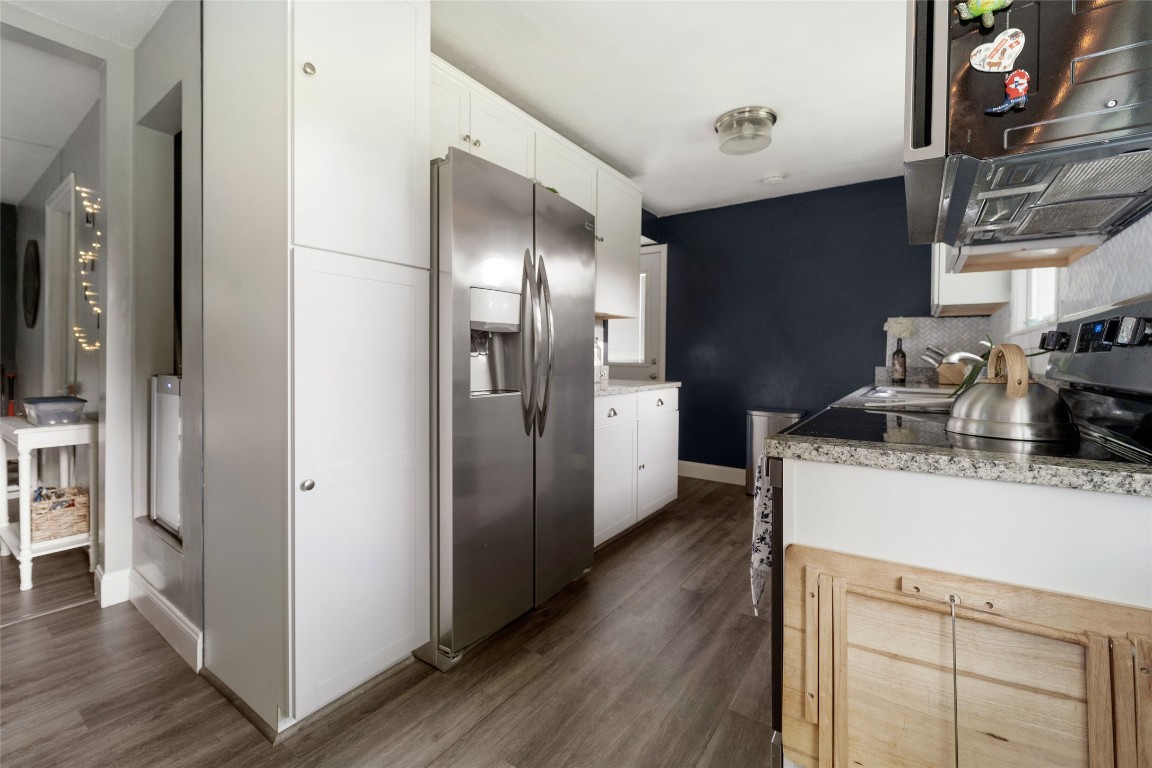 212 Jensen Road Vestal, NY 13850 - Photo 5 of 16 Gallery Image 5