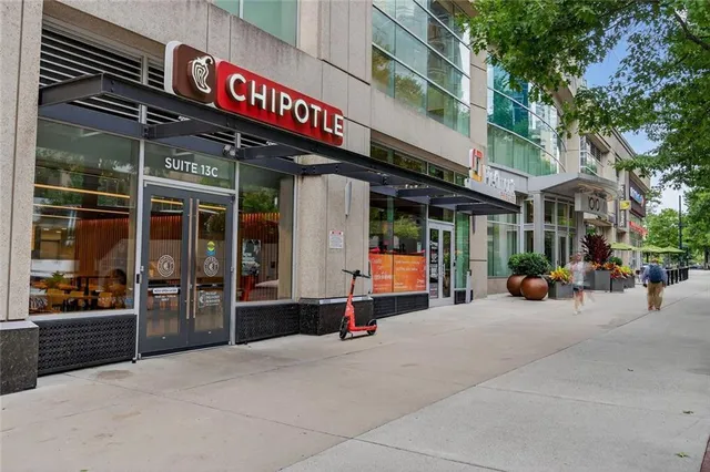 $875,000 | 1080 Peachtree Street Northeast, Unit 2610, Atlanta, GA 30309