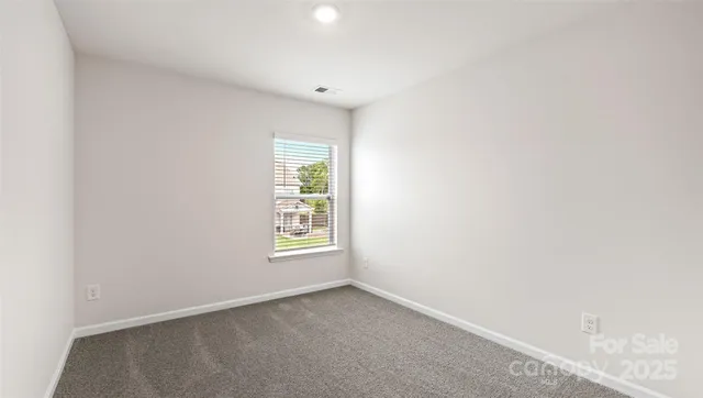 $314,990 | 5 Caroline Vly Lane, Hendersonville, NC 28792