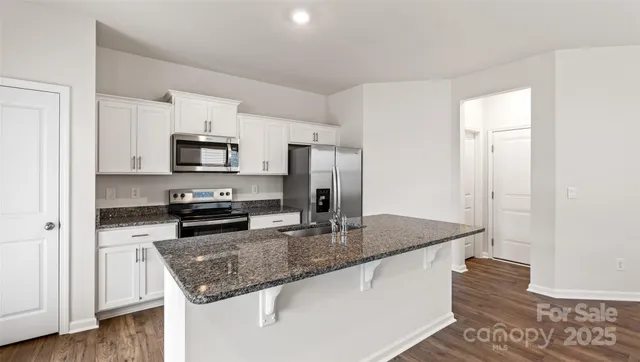 $314,990 | 5 Caroline Vly Lane, Hendersonville, NC 28792