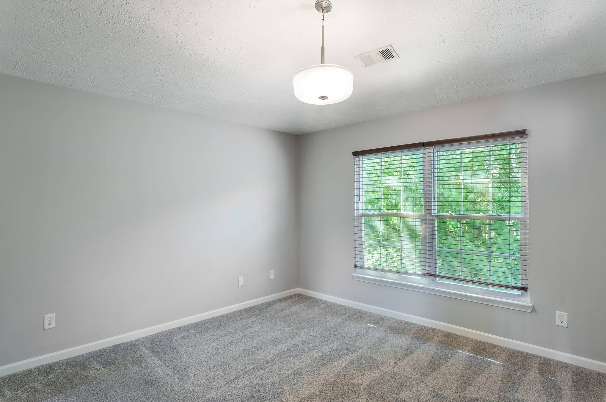 2142 Nashboro Boulevard Nashville, TN 37217 - Photo 12 of 22