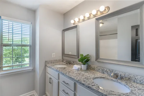 $2,400 | 2142 Nashboro Boulevard, Nashville, TN 37217