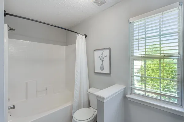 $2,400 | 2142 Nashboro Boulevard, Nashville, TN 37217