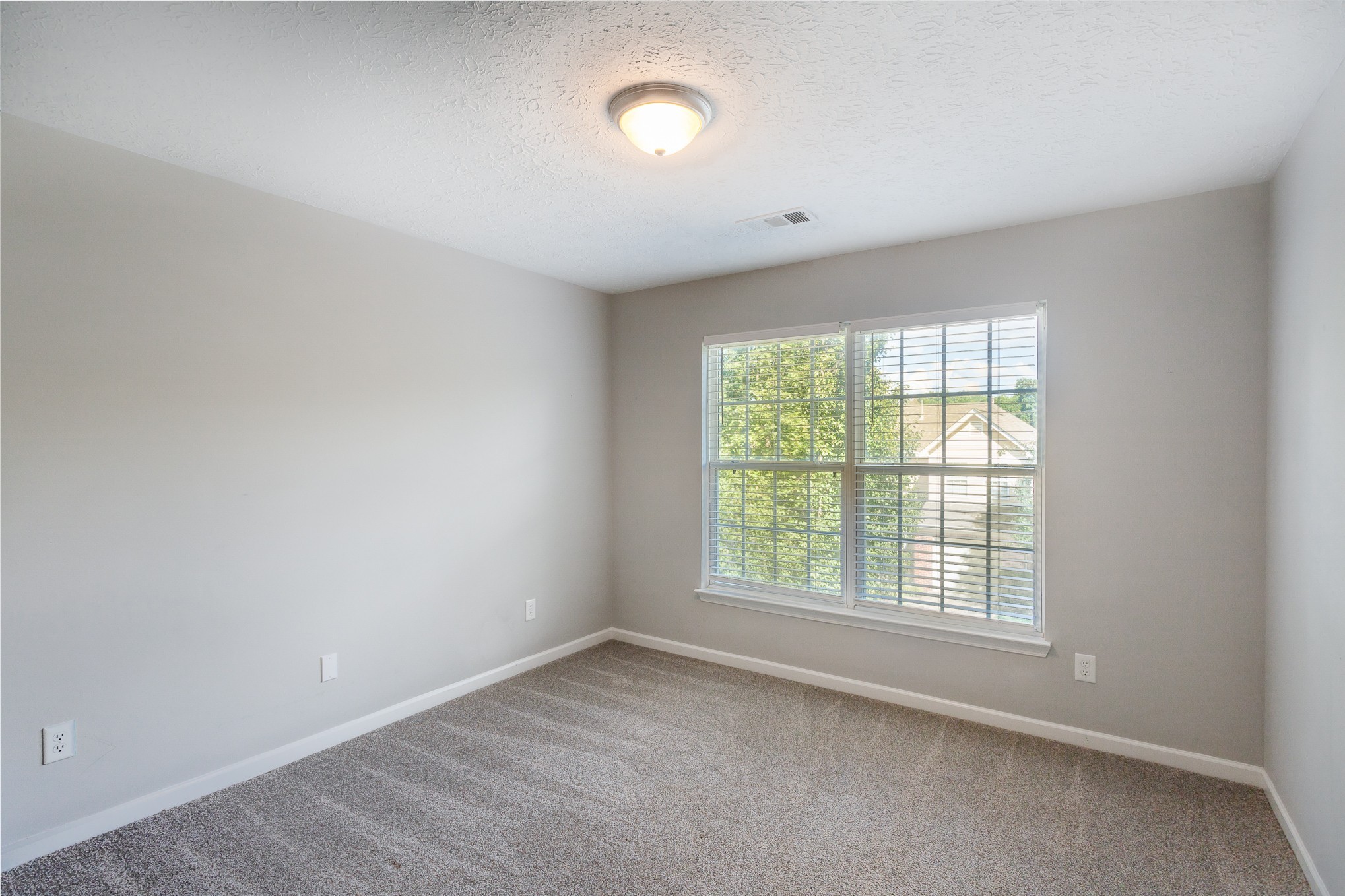 2142 Nashboro Boulevard Nashville, TN 37217 - Photo 17 of 22