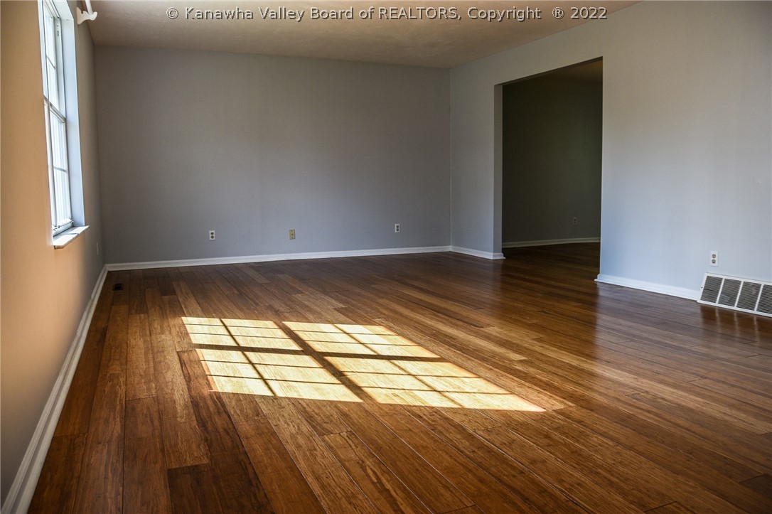 1780 Smith Road Charleston, WV 25314 - Photo 21 of 49 Gallery Image 21