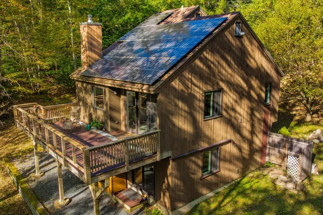 $395,000 | 525 Morgan Road, Hartford, VT 05059