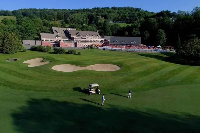 $395,000 | 525 Morgan Road, Hartford, VT 05059