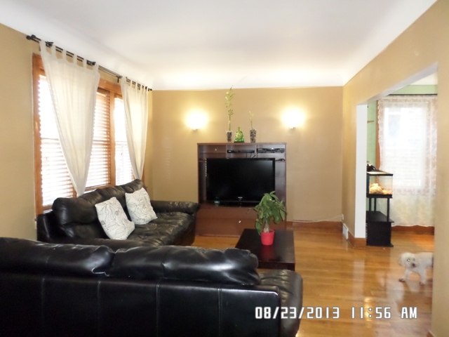 2528 Ridgeland Avenue Berwyn, IL 60402 - Photo 13 of 23