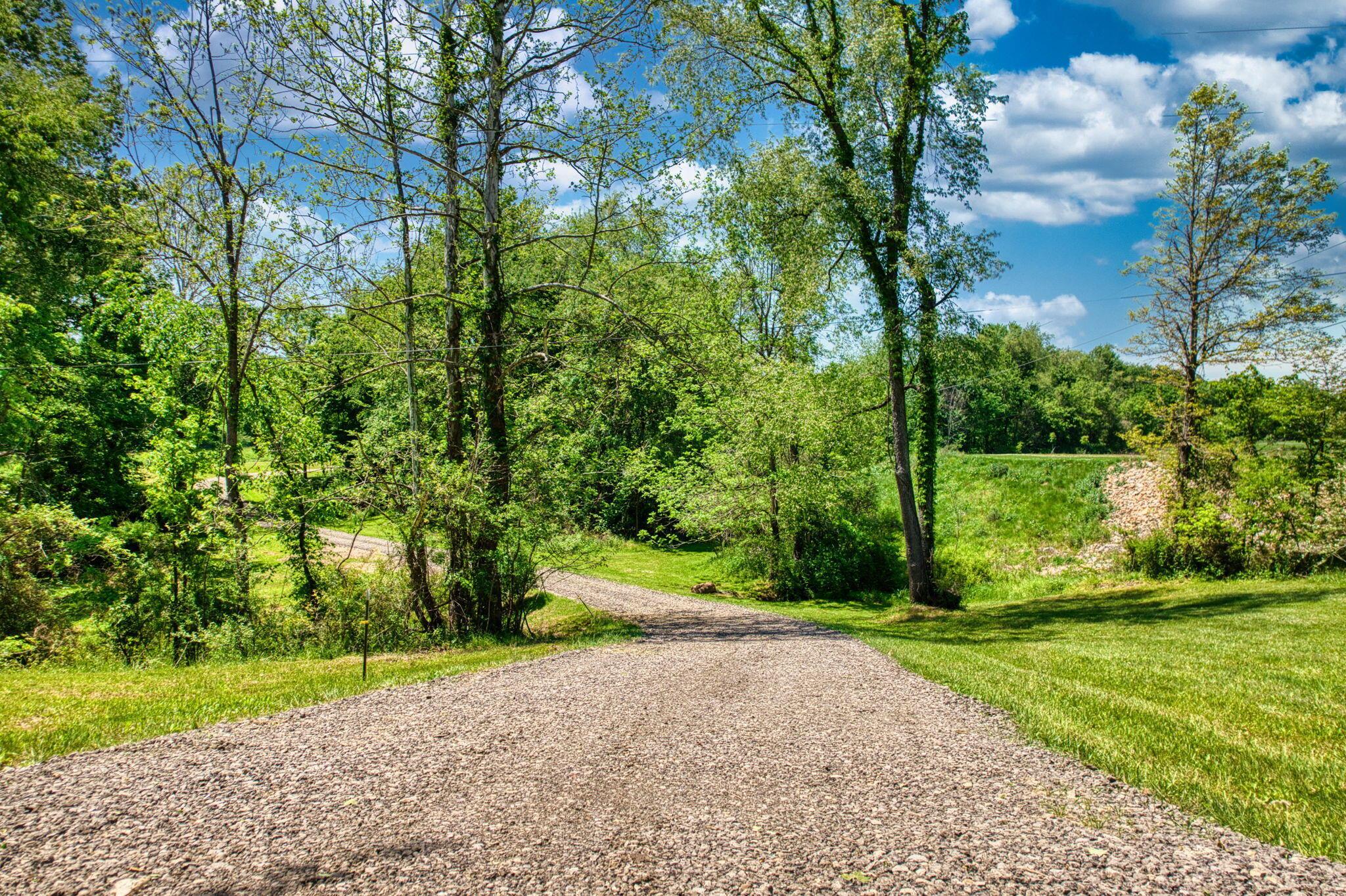 8265 Preston Road Newark, OH 43055 - Photo 47 of 59 7-web-or-mls-DJI_0033_hdr