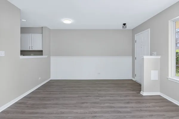 $2,250 | 644 Lincoln Station Drive, Unit 644, Oswego, IL 60543
