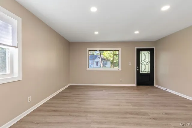 $199,900 | 103 Kearney Avenue, Salina, NY 13088