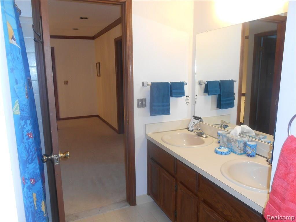 1972 Independence Drive Rochester Hills, MI 48306 - Photo 51 of 62