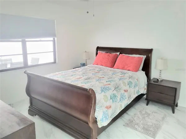 $3,800 | 2903 63rd Street West, Bradenton, FL 34209