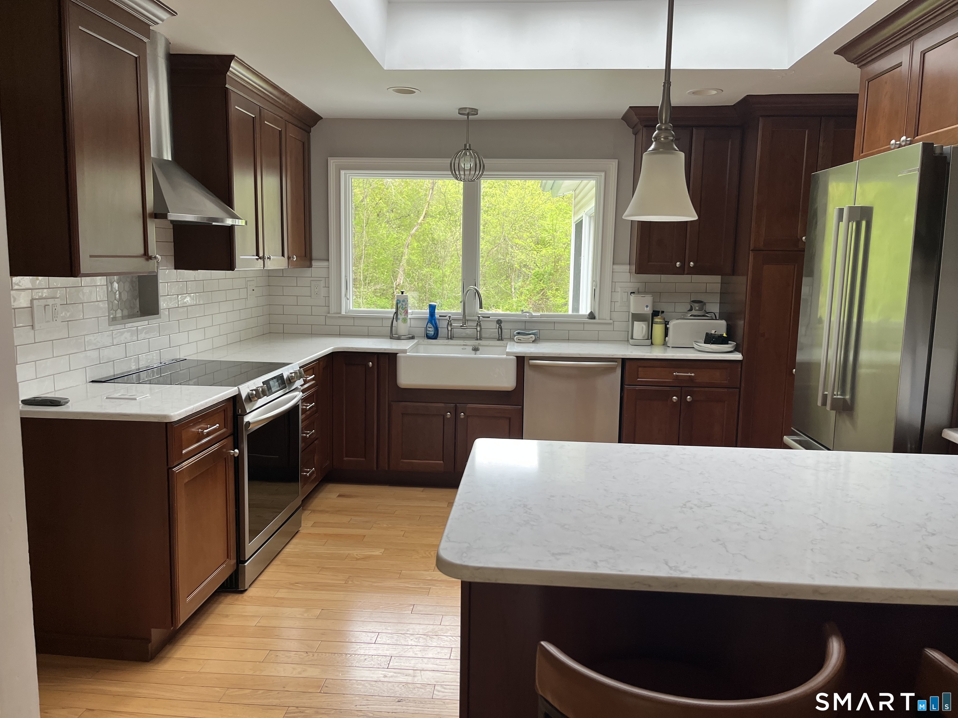311 Sandy Hollow Road Groton, CT 06355 - Photo 2 of 16