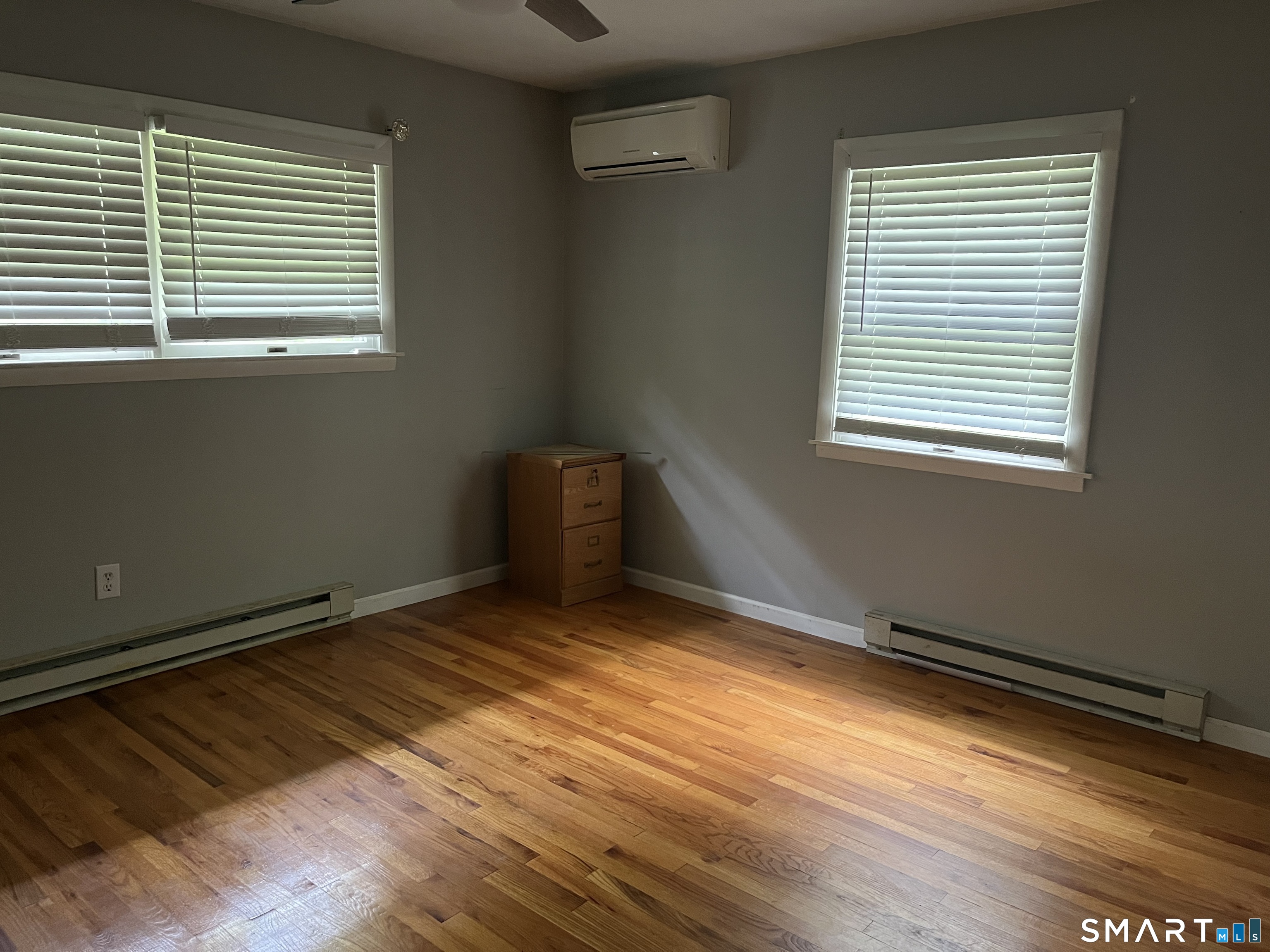 311 Sandy Hollow Road Groton, CT 06355 - Photo 4 of 16