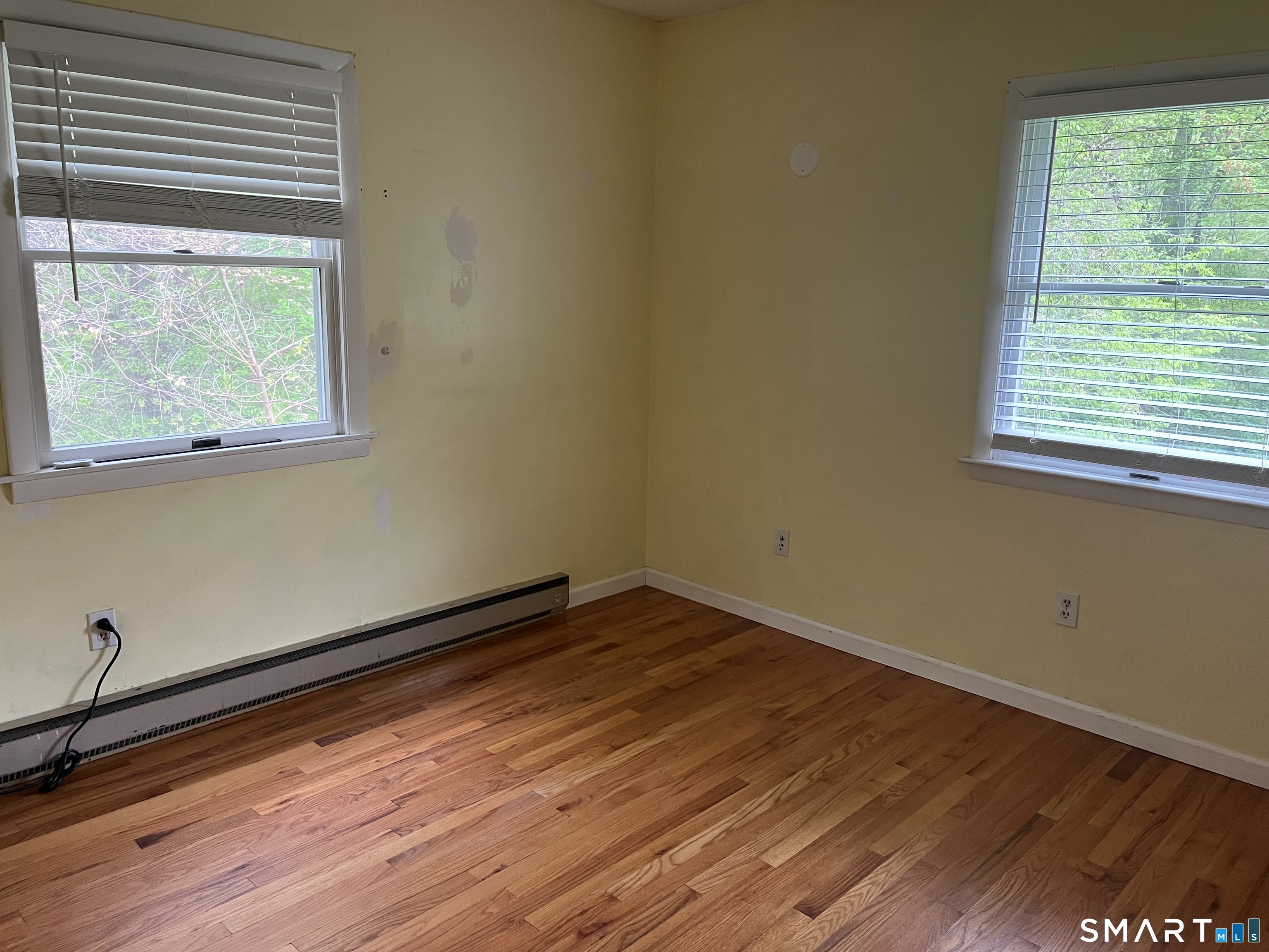 311 Sandy Hollow Road Groton, CT 06355 - Photo 5 of 16