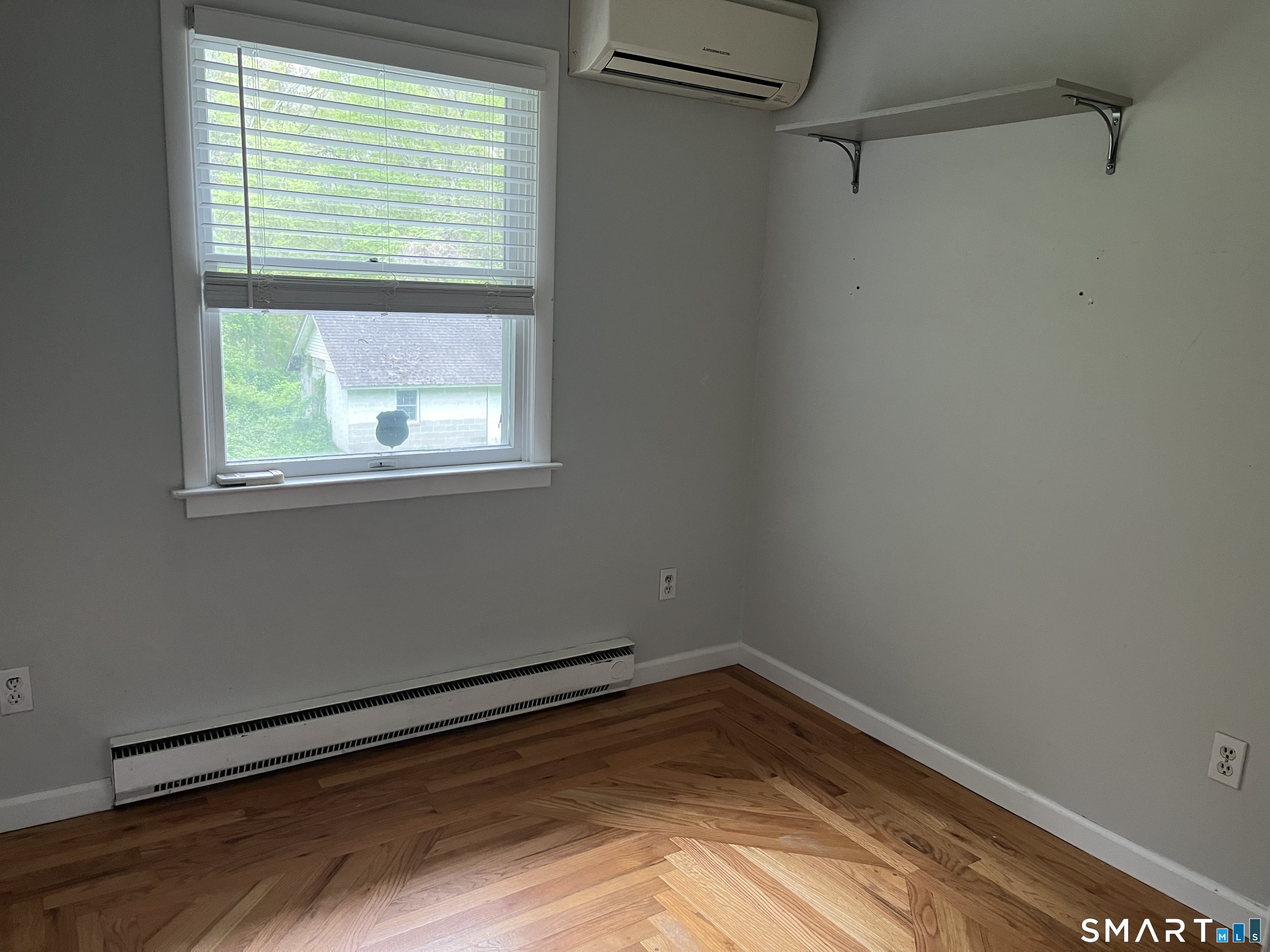 311 Sandy Hollow Road Groton, CT 06355 - Photo 6 of 16