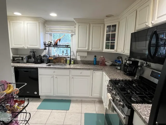 $1,300,000 | 18 Sherman Avenue, Greenwich, CT 06830