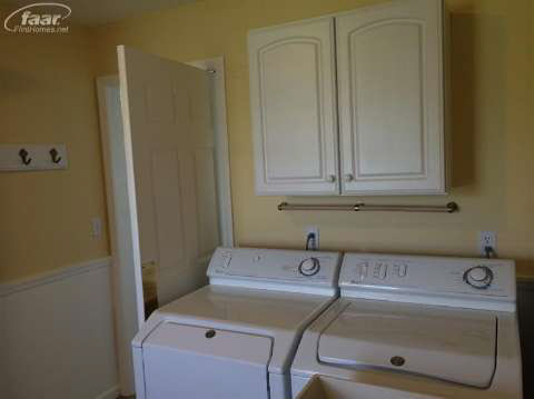 7199 Elms Road Swartz Creek, MI 48473 - Photo 16 of 21 20398310-15.JPG