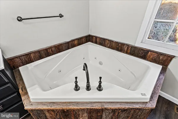 $499,999 | 200 Weise Drive, Louisa, VA 23093