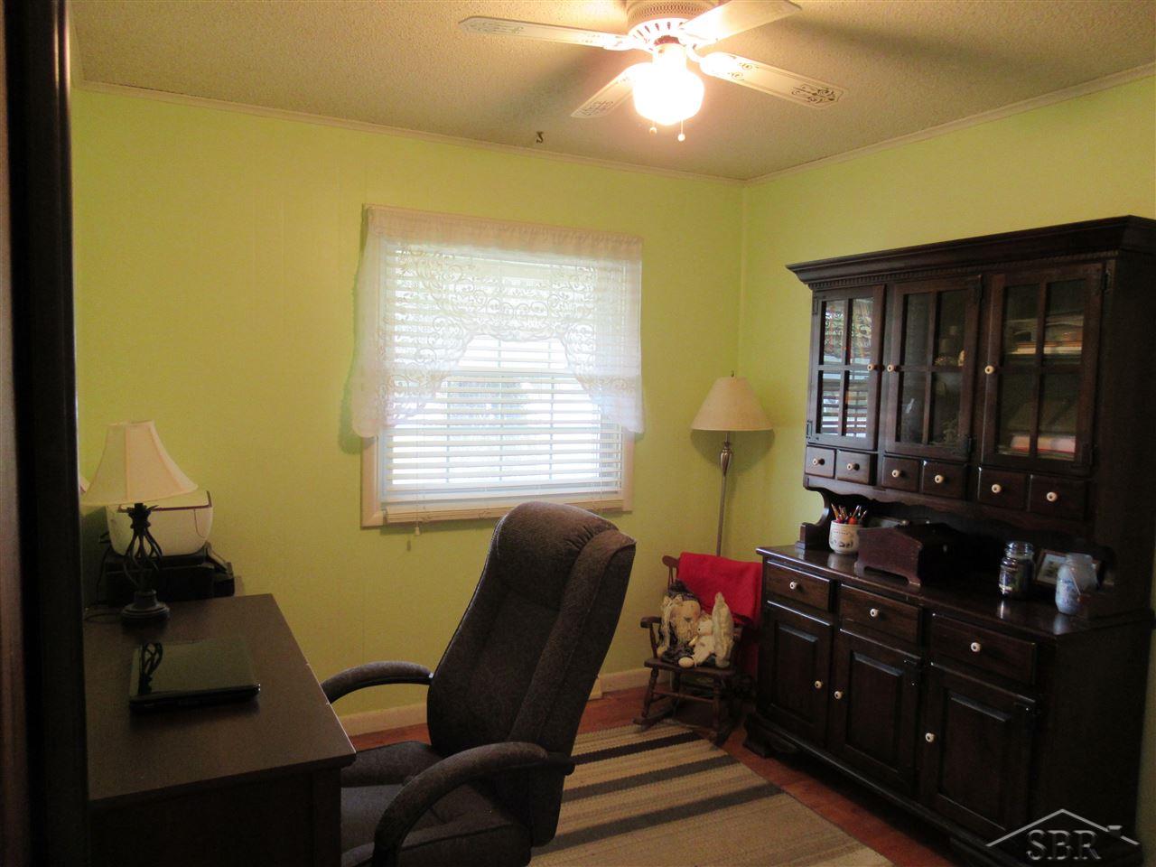 4318 Midland Road Saginaw, MI 48603 - Photo 16 of 20 Currently being used as an office.