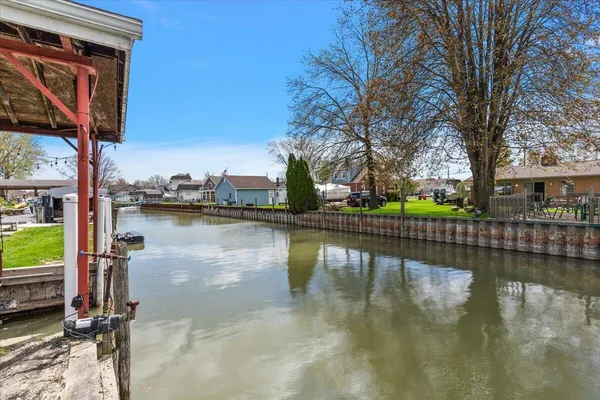 $425,000 | 38909 Lakeshore Drive, Harrison Township, MI 48045