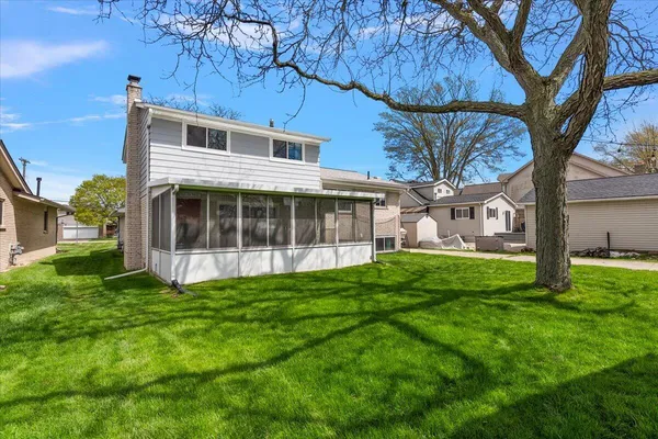 $425,000 | 38909 Lakeshore Drive, Harrison Township, MI 48045