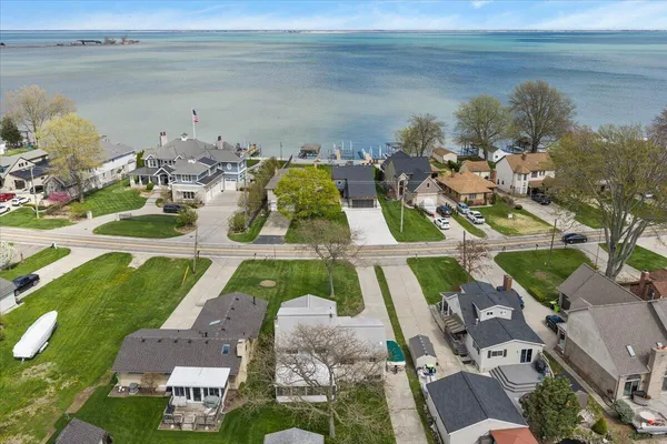 $425,000 | 38909 Lakeshore Drive, Harrison Township, MI 48045