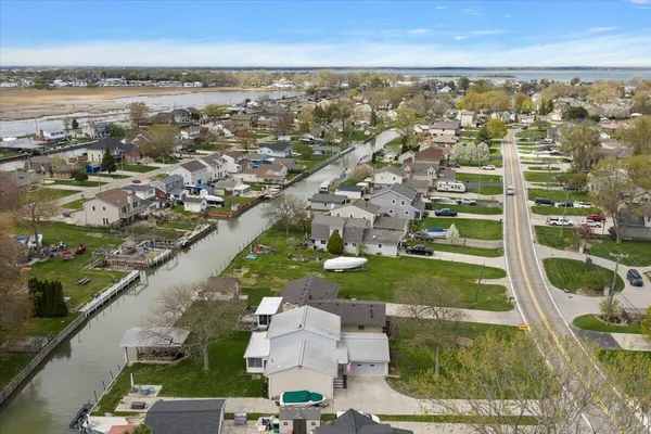 $425,000 | 38909 Lakeshore Drive, Harrison Township, MI 48045