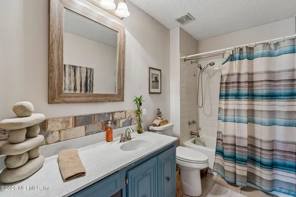 $195,000 | 8702 Como Lake Drive, Jacksonville, FL 32256