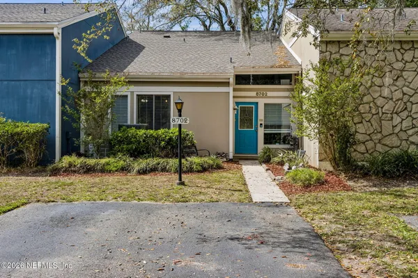 $195,000 | 8702 Como Lake Drive, Jacksonville, FL 32256