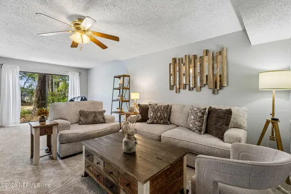 $195,000 | 8702 Como Lake Drive, Jacksonville, FL 32256