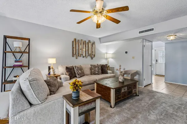 $195,000 | 8702 Como Lake Drive, Jacksonville, FL 32256