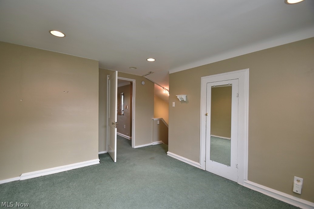 3598 Northcliffe Road University Heights, OH 44118 - Photo 28 of 35