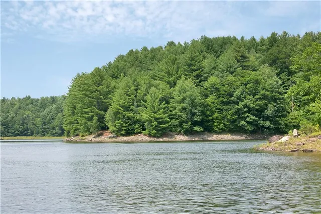a view of a golf course
