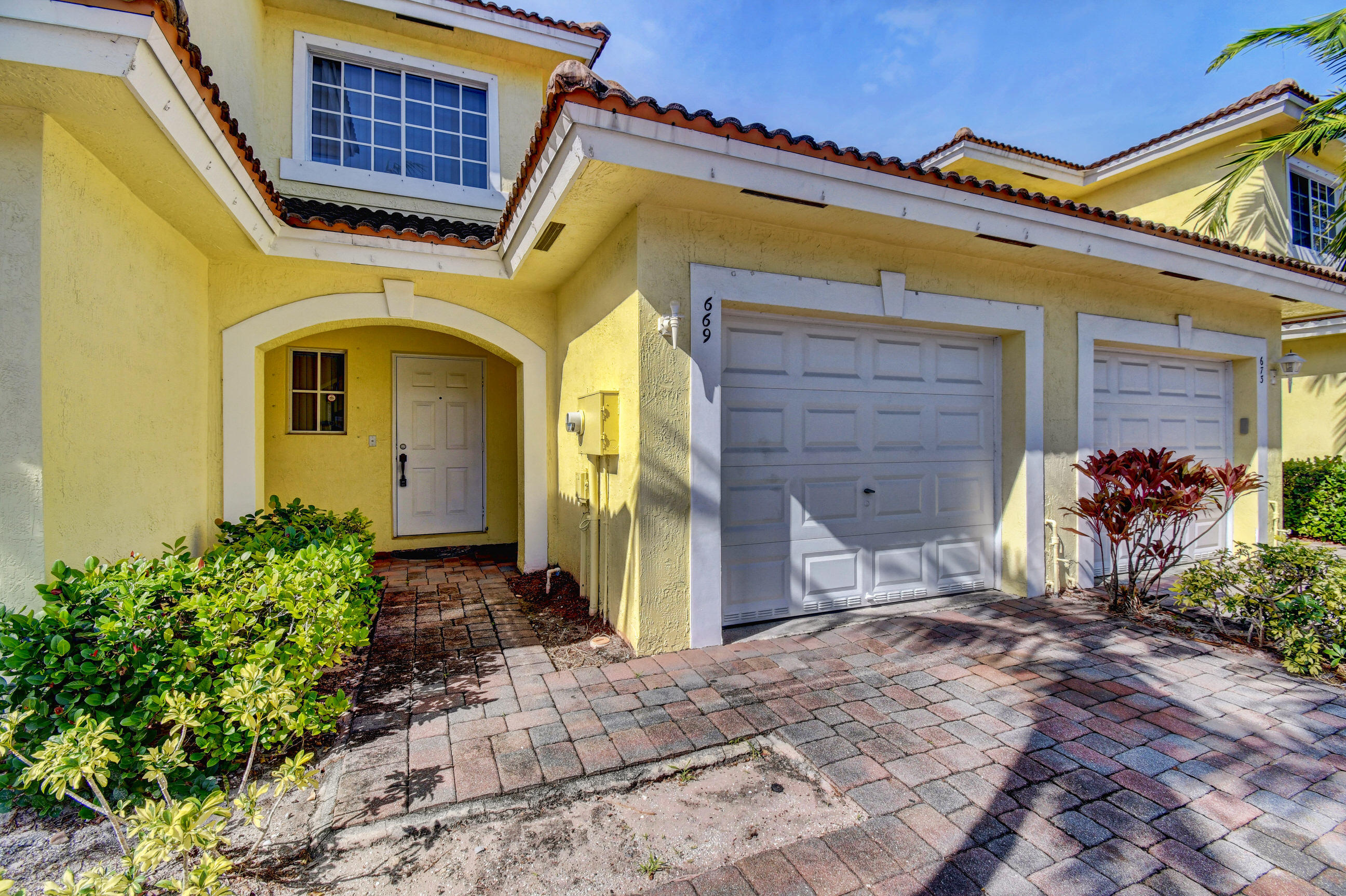 669 Imperial Lake Road West Palm Beach, FL 33413 - Photo 28 of 44 20_dsc_6964_5_6_7_8
