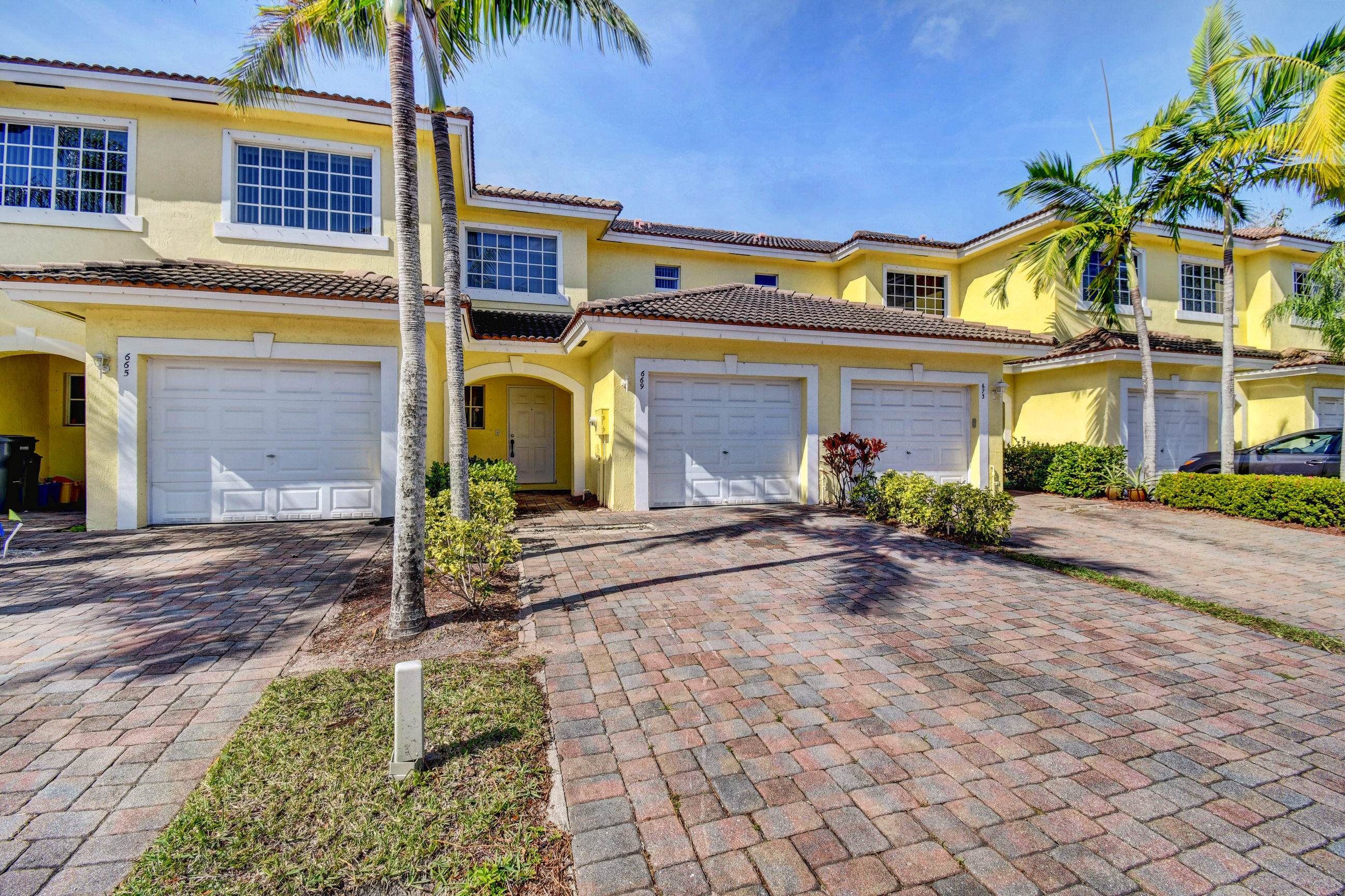 669 Imperial Lake Road West Palm Beach, FL 33413 - Photo 29 of 44 19_dsc_6954_5_6_7_8
