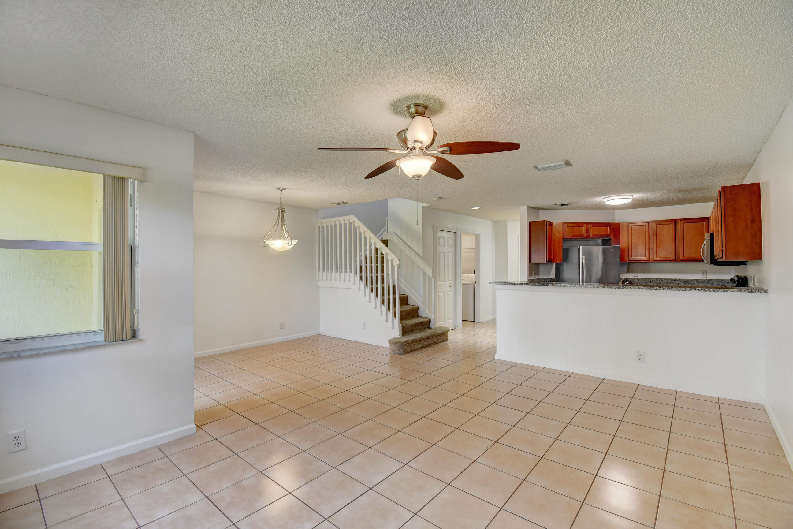 669 Imperial Lake Road West Palm Beach, FL 33413 - Photo 5 of 44 25_dsc_7019_20_21_22_23
