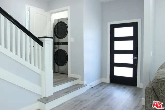 $1,499,000 | 433 South Wilton Place, Los Angeles, CA 90020